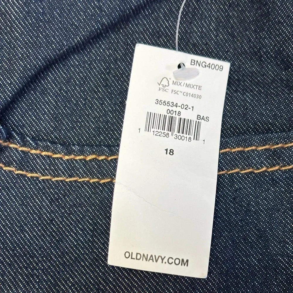 OLD NAVY BOYS BLUE DENIM CLASSIC STRAIGHT LEG BUILT IN FLEX JEANS SIZE 18 NWT